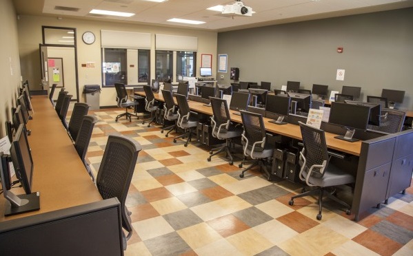 Prineville Campus Computer Lab Prineville Campus Computer Lab