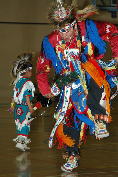 Gallery1 - Traditional Native American Dancers